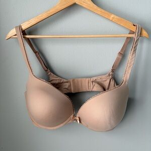 Victoria Secret Bra Body By Victoria 36DD Beige Nude Color Adjustable
